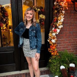 Meet your Posher, Kerrington